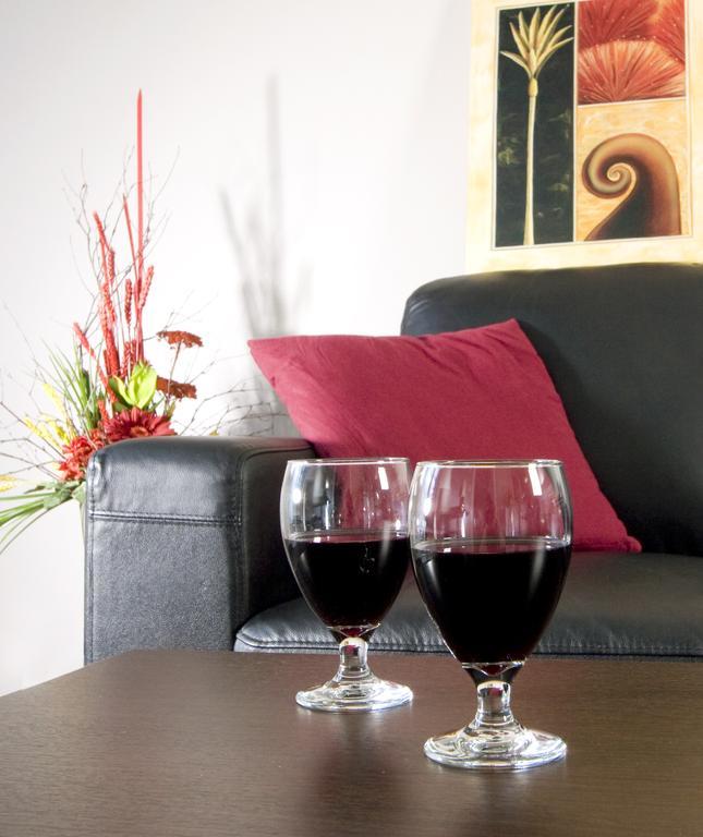 Quest On Ward Serviced Apartments Hamilton Exteriör bild