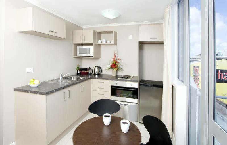 Quest On Ward Serviced Apartments Hamilton Exteriör bild